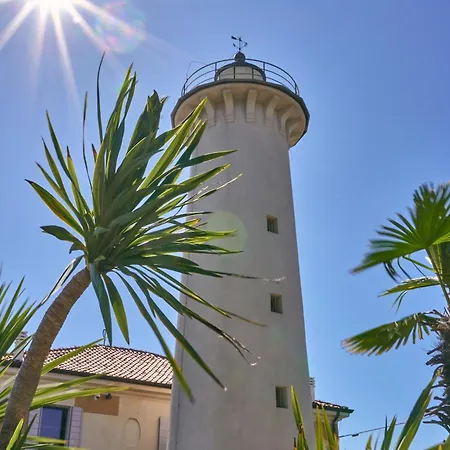 Comfortable Flat Near The Sea For Six Guests *