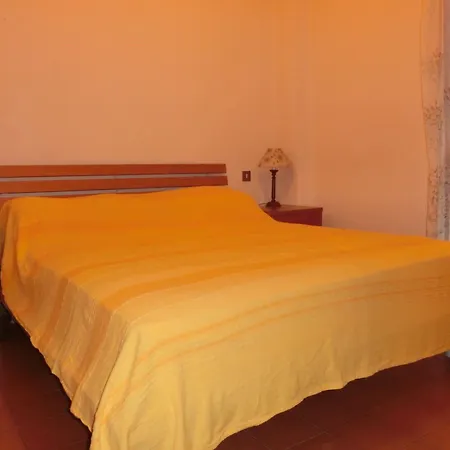 Comfortable Flat Near The Sea For Six Guests 公寓 *